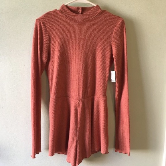 UO Felicity Romper - Picture 13 of 16